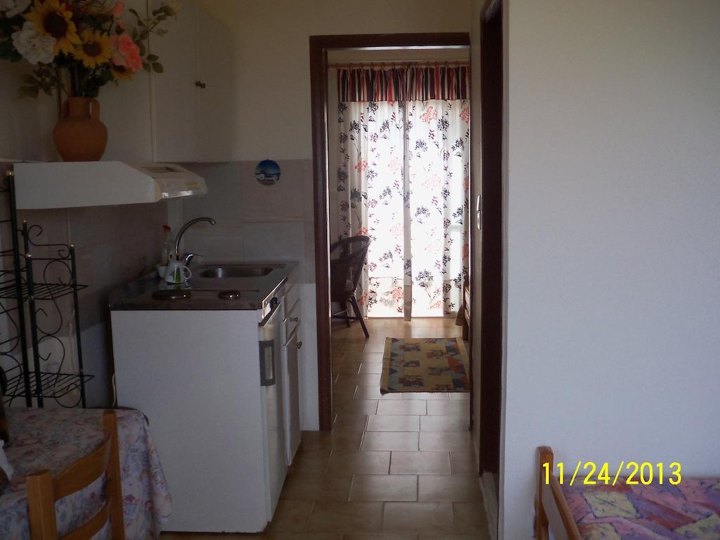 Nikolas Apartments Kato Daratso Zimmer foto